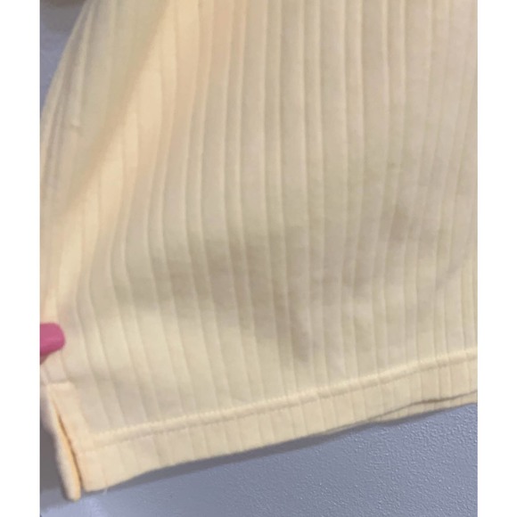 EUC, Consensus Sportswear Men’s Sz XXL Short Sleeve V-Neck Yellow Polo - Picture 3 of 9